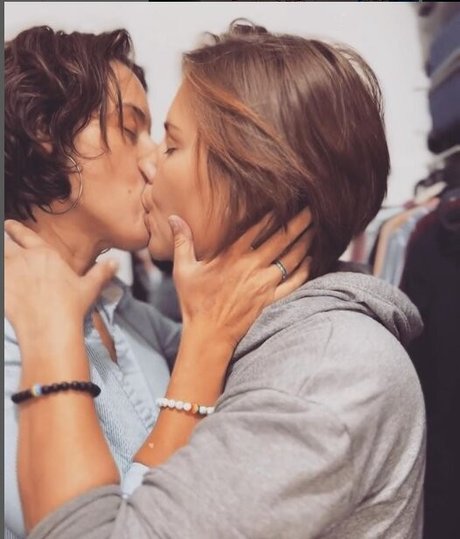 Lez Femmes exklusive perfekte archiv