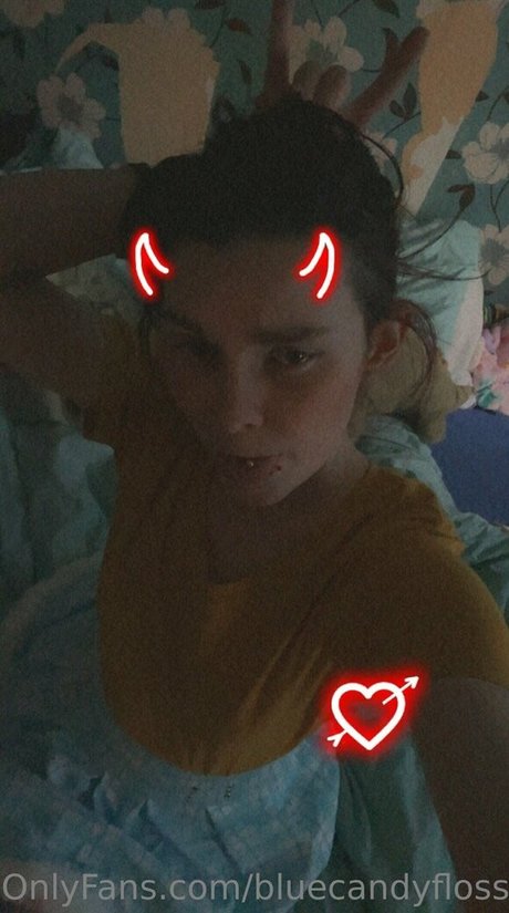 bluecandyfloss hübsche nackte archiv