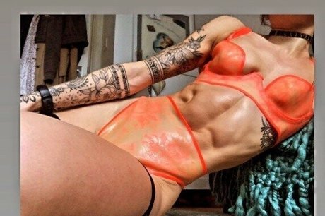 Lois Pacitto kunst porno bilder