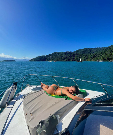 Priscila Evellyn nacktheit perfekte bilder