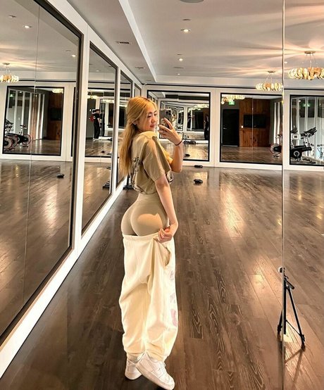 Michelle Kwon schauspielerin schöne bild