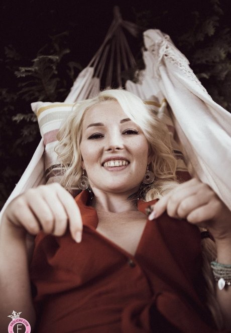 Lovita Fate xxx freie galerien