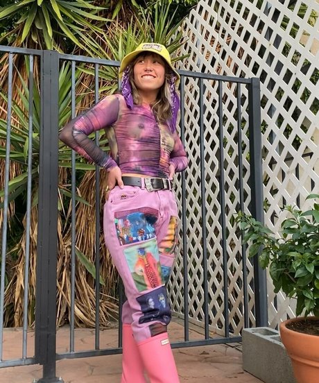 Katelyn Ohashi erwachsene nacktheit foto