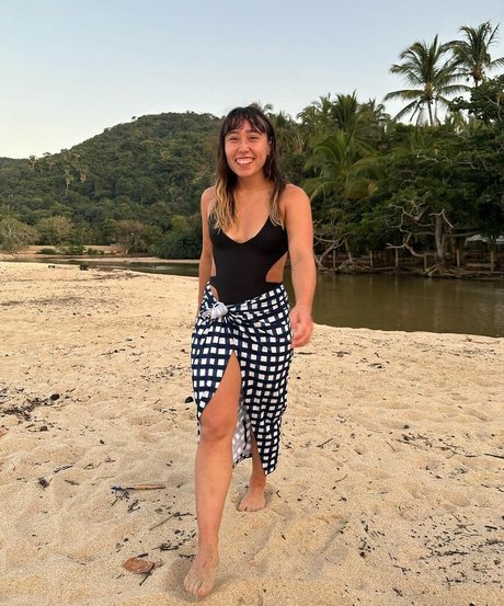 Katelyn Ohashi hübsche perfekte bild