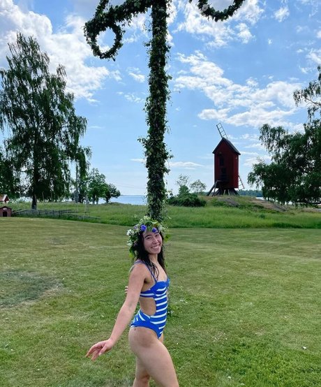 Katelyn Ohashi top erwachsene bild