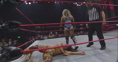Mickie James nacktheit schöne galerie