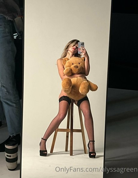 alyssagreen erwachsene akt bild