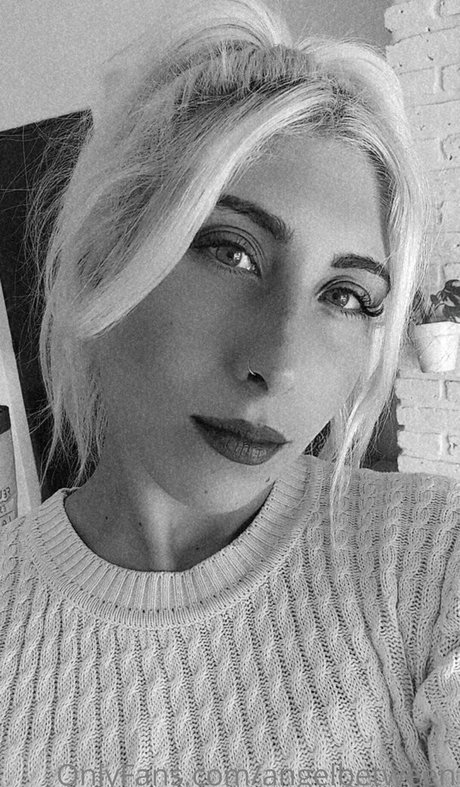 star teen onlyfans erotische porno bild