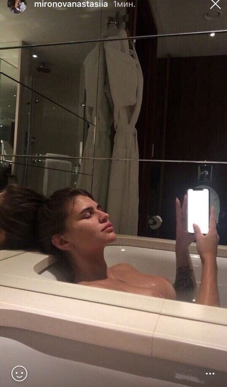 Mironova Anastasiia model nackten archiv