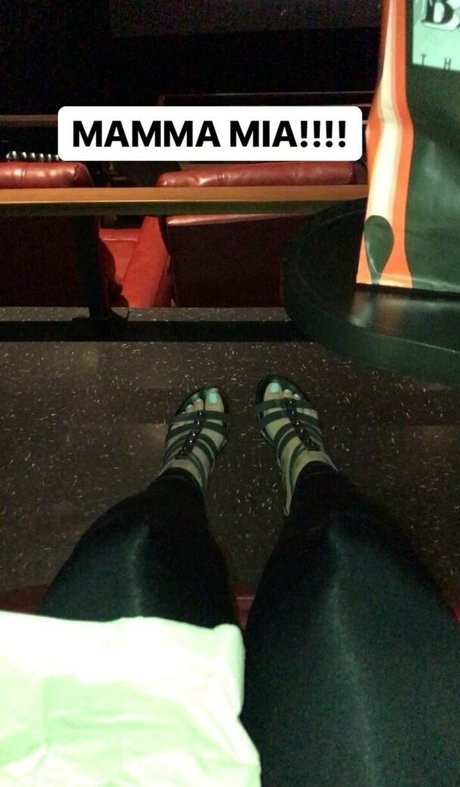 Allison Raskin kunst akt foto