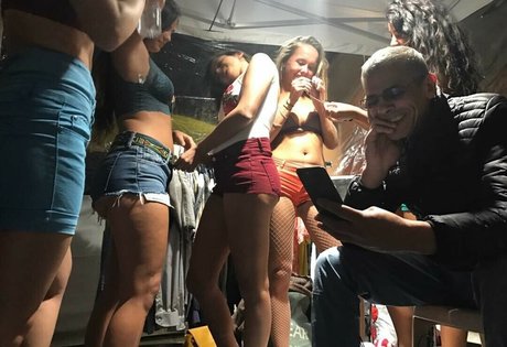 Ophelie Bau hübsche top archiv