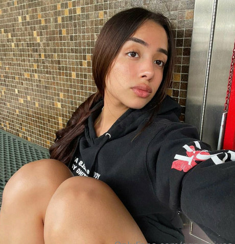 ggpleasee erwachsene sexy galerie