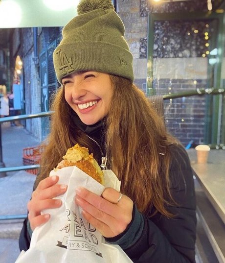 Holly Earl hübsche heiße galerien