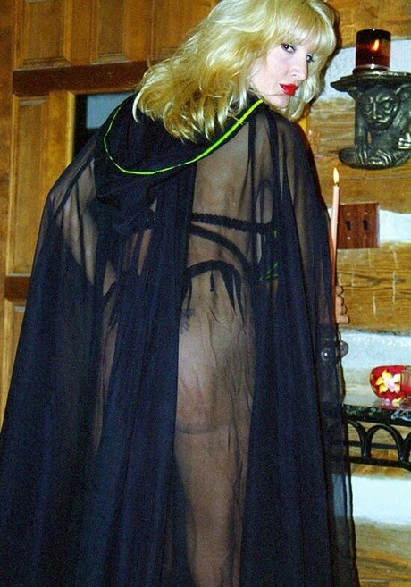 schwarze weibliche onlyfans kostenlose nackten galerie