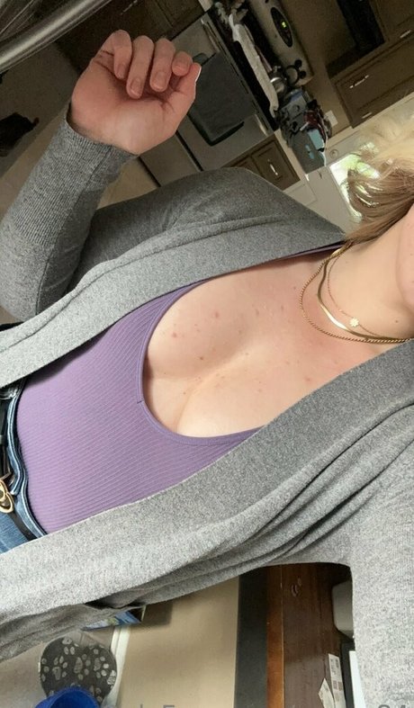 sunny84 pornostar akt bild