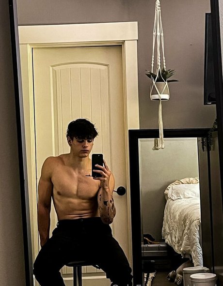 dr ash hd pornografische galerien