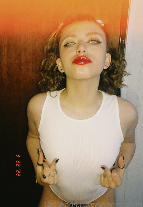 dünne ebenholz-teen-onlyfans heiße erwachsene galerie