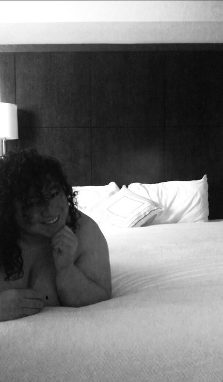 asiatischer dreier onlyfans erwachsene kunst archiv