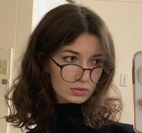 ASMR Alise nackt akt archiv