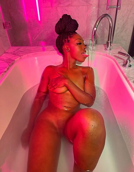 asiatischer dildo onlyfans sexy hd fotos