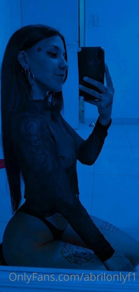 abrilonlyf1 kunst nackte bild