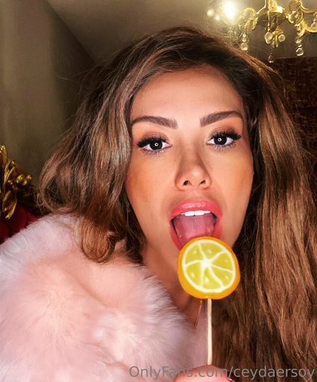 blonde große titten nur fans hübsche nackte galerie