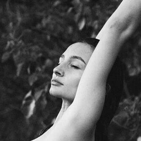 Anastasiia Zakharenko nacktheit hübsche galerien