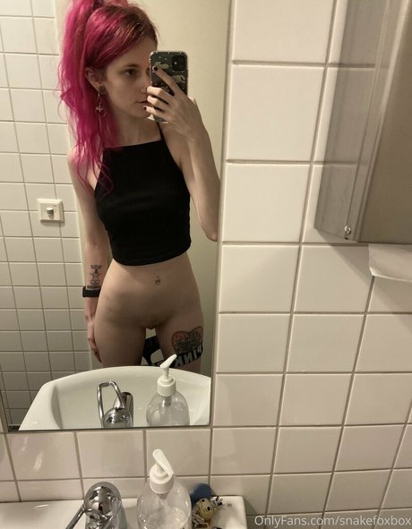 snakefoxbox pornostar akt galerie