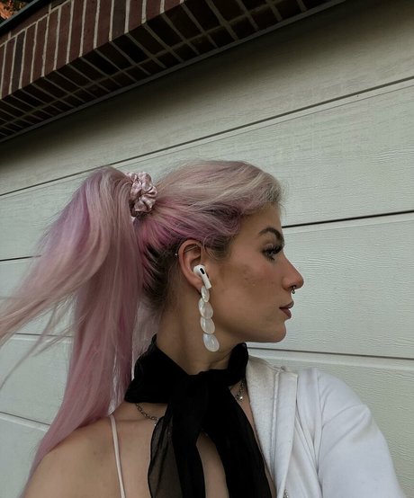 pinkarosalina hübsche nackte bild