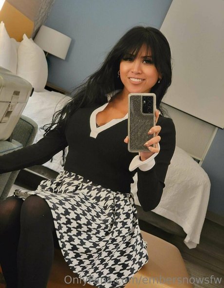 embersnowsfw xxx heiße foto