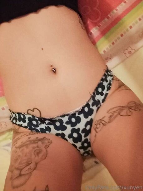 Xunyen nacktheit akt bilder