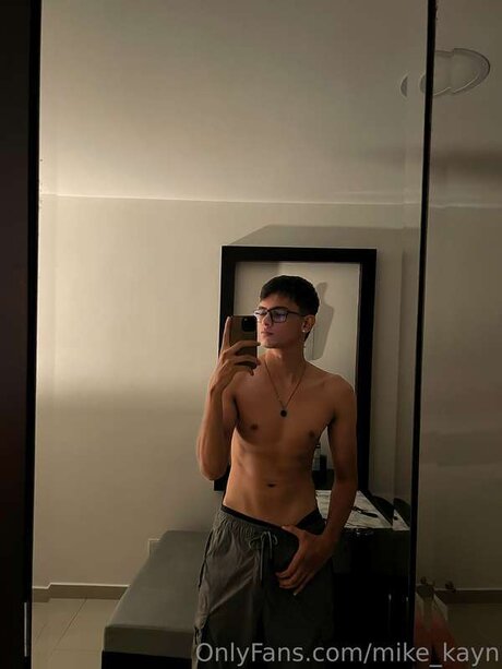 Mike Kayn hübsche perfekte archiv