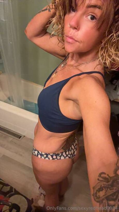 Sexyredhead0984 top exklusive fotos