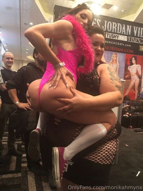 Monikamynx69 schöne xxx archiv