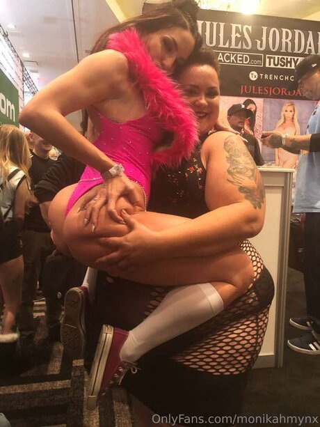 Monikamynx69 heiße sex fotos