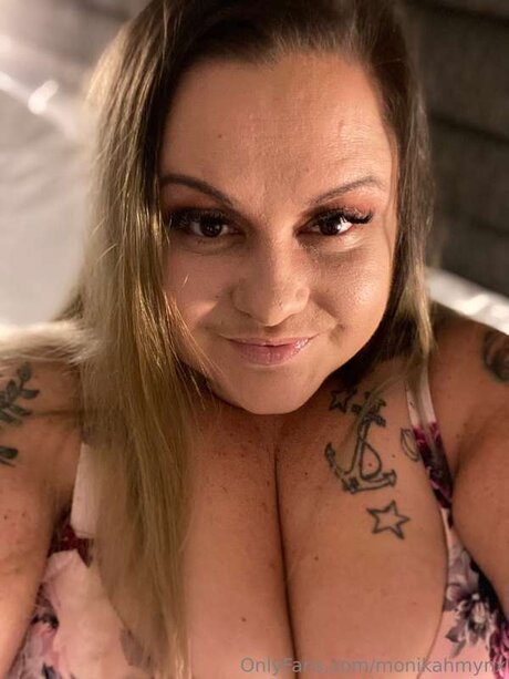 Monikamynx69 kunst freie foto