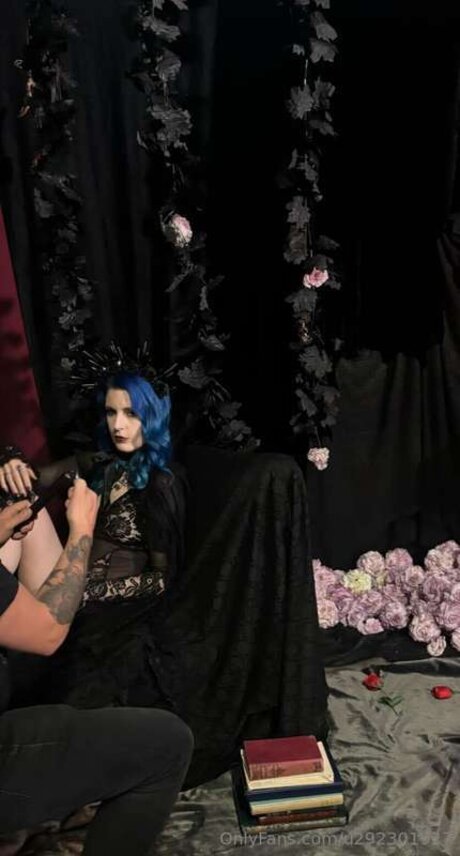 U292301927 heiße exklusive galerie