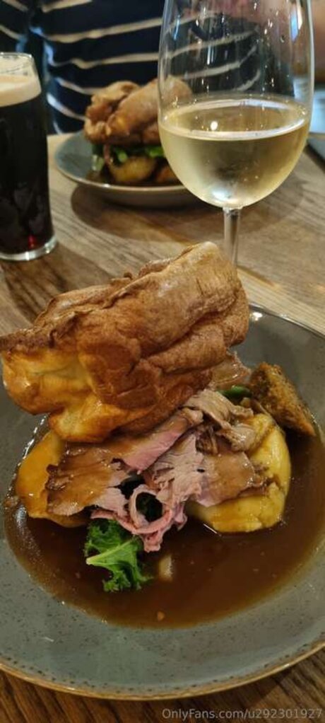 U292301927 erwachsene freie fotos