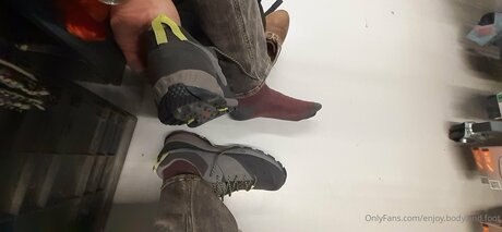 Enjoy Body And Foot kostenlose nacktheit galerien