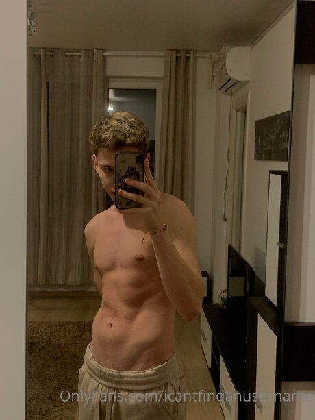 Icantfindanusername exklusive erotische bild