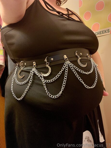 Fernacus 77 nacktheit heiße bilder