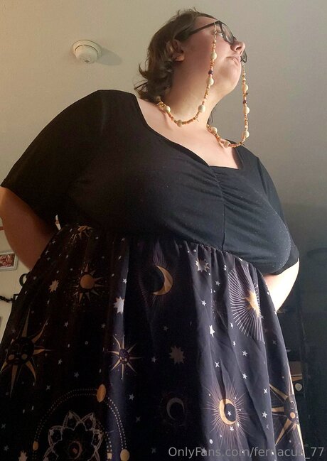 Fernacus 77 pornostar heiße bilder