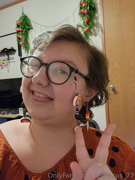 Fernacus 77 hd nackt foto