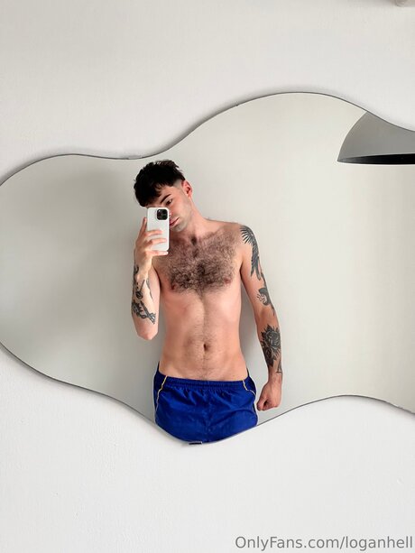 Loganhell pornostar sexy bild