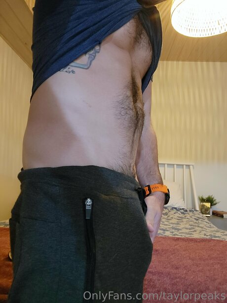 Taylorpeaks schauspielerin nackten bilder