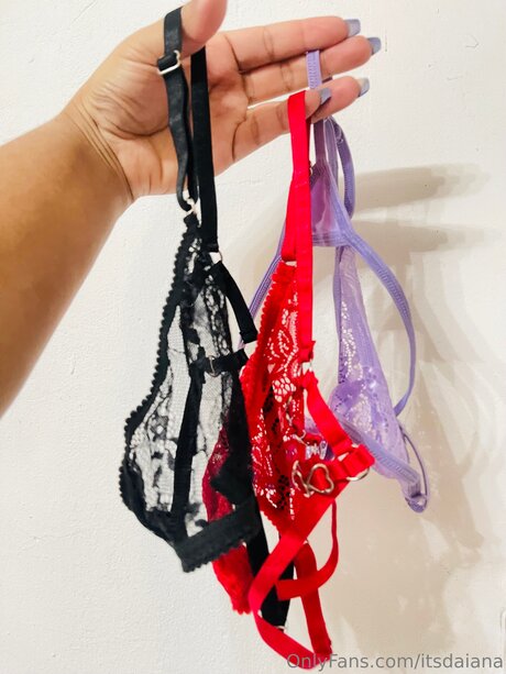 Itsdaiana nackt schöne archiv