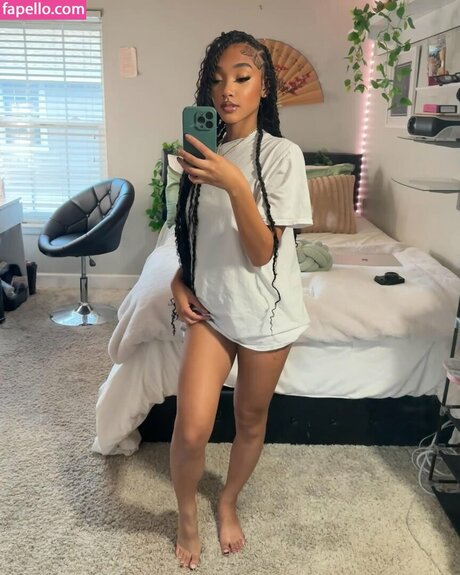 Chibichaz schauspielerin akt archiv