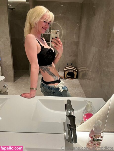 Aphrodicte exklusive erotische fotos