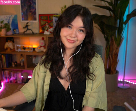 Alana Misako porno akt galerie