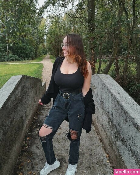 Oryvllmiee xxx kunst bild